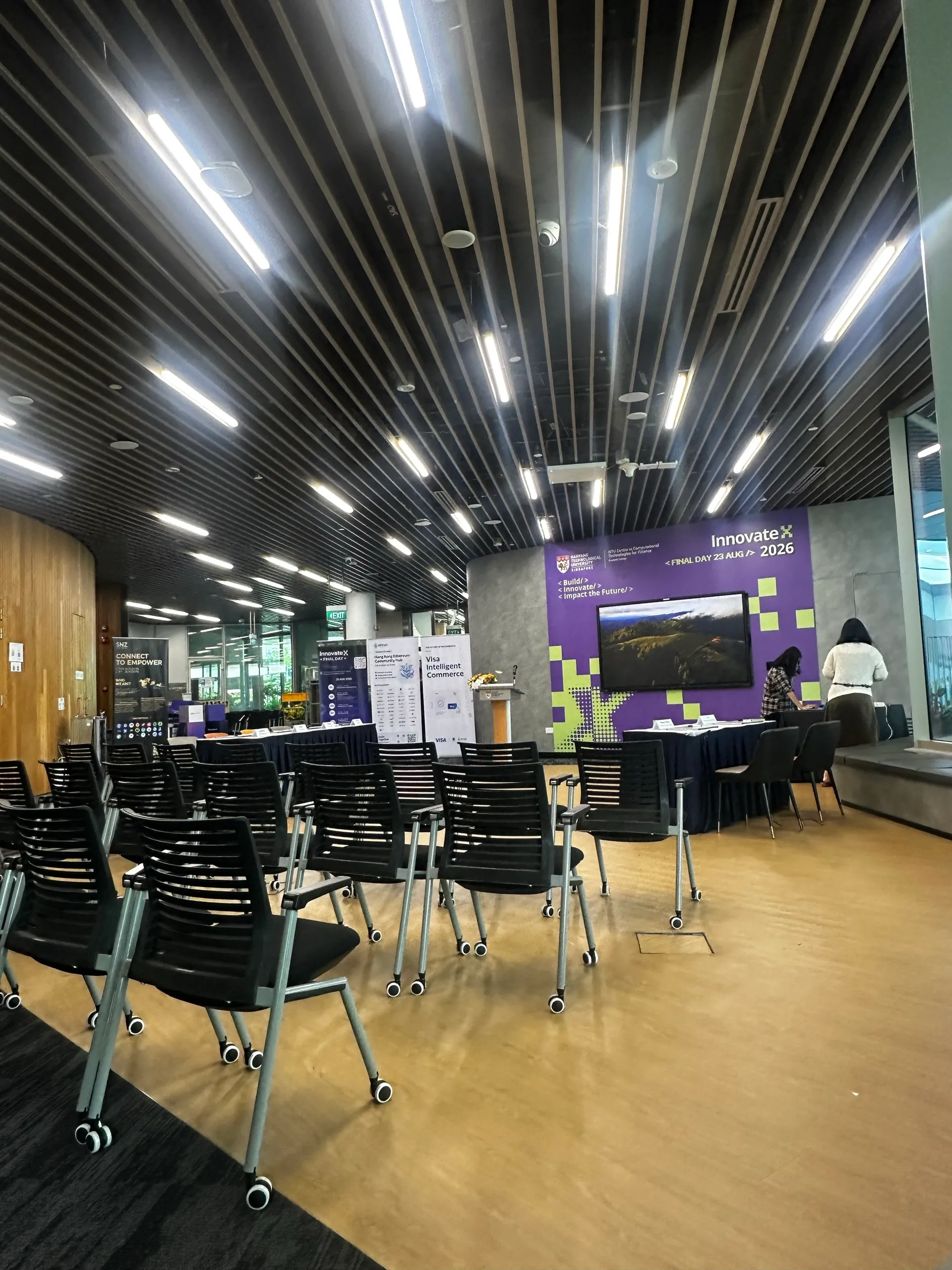 The final-day room at NTU before it filled up